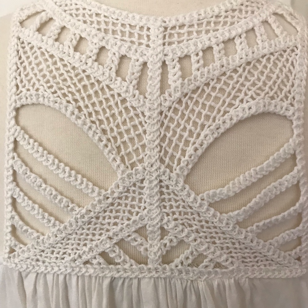 Crochet Trim Dress - Picture 4 of 6